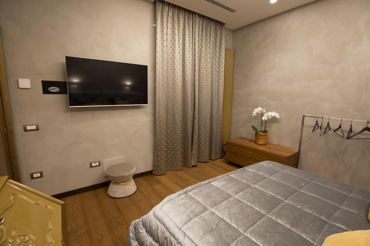 Civico Cinque Home Luxury Apartment Salerno Kültér fotó